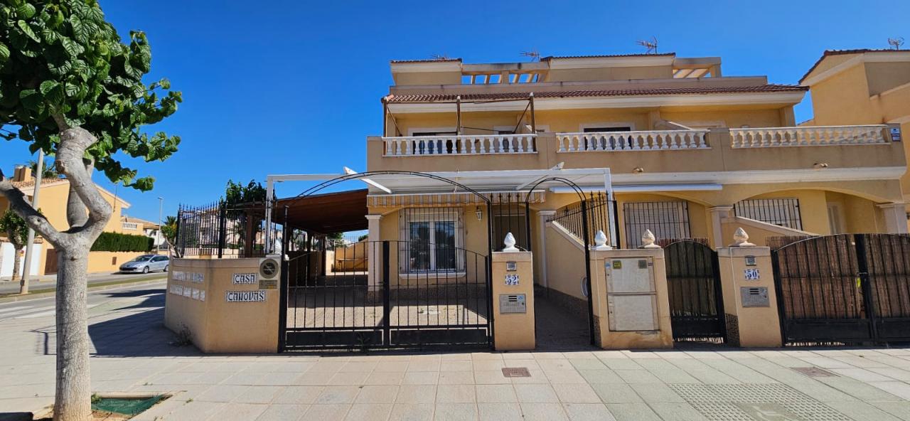 17-05-2024_d72f3cc2-dccb-4b1c-aa8d-4f2206468afa Casa en Torre de la Horadada de 150m2 (3263)